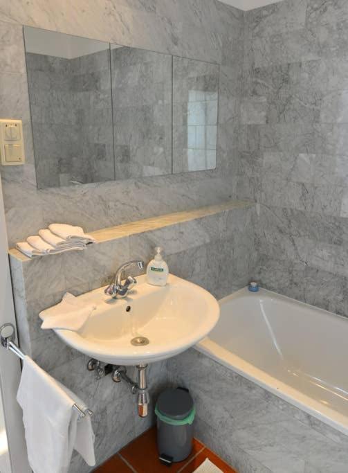 וינה Green Haven Roofgarden Penthouse In Central Area מראה חיצוני תמונה